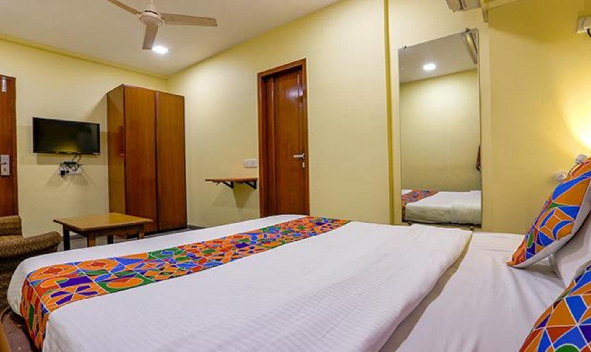 Hotel Fabexpress Jayshree - Nr Mumbai International Airport Esterno foto