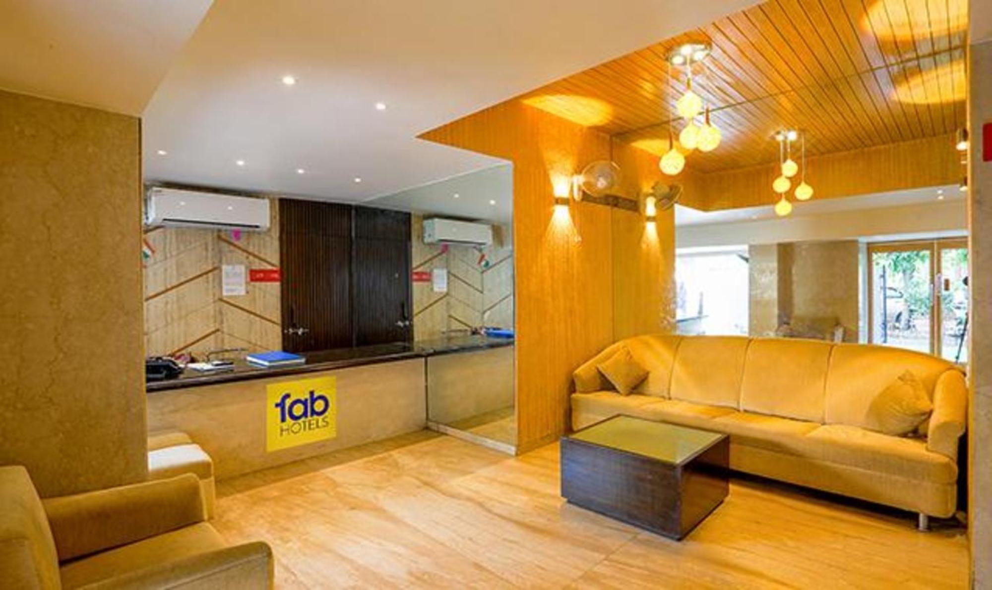 Hotel Fabexpress Jayshree - Nr Mumbai International Airport Esterno foto